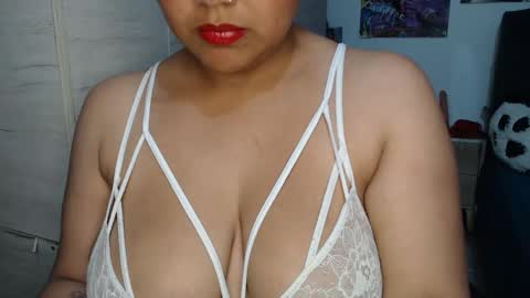 Mia and Gary  online show from 11.28.25