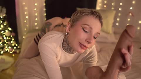 Eva         all my links   online show from 12.05.25