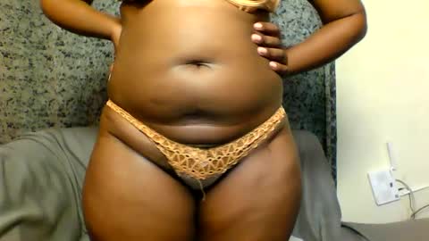 Snapshot of fuckpussy_18 chatting on 02.14.26 fuckpussy_18 online show from 02.14.26