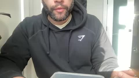 Snapshot of fuckyeahcoach chatting on 01.05.25 Muscle Bear Jock in Training online show from 01.05.25