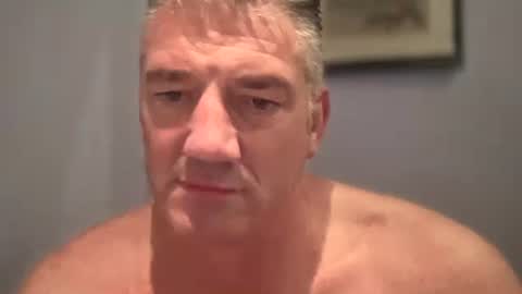 Snapshot of fullback_15 chatting on 10.11.25 fullback_15 online show from 10.11.25