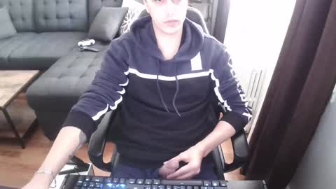 Snapshot of fululandready chatting on 12.02.24 fullandready online show from 12.02.24