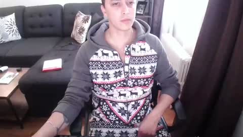 Snapshot of fululandready chatting on 12.13.24 fullandready online show from 12.13.24