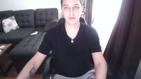 Snapshot of fululandready chatting on 12.30.24 fullandready online show from 12.30.24