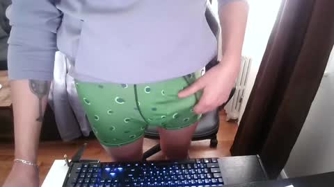 Snapshot of fululandready chatting on 01.03.25 fullandready online show from 01.03.25