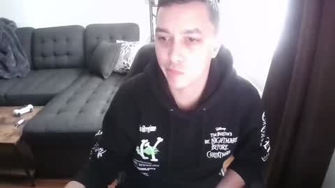 Snapshot of fululandready chatting on 01.06.25 fullandready online show from 01.06.25