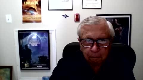 Snapshot of funclemike chatting on 06.04.26 funclemike online show from 06.04.26