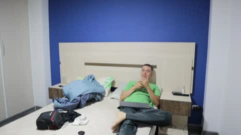 Sammygirl  tommy guy friends with benefits online show from 12.04.24