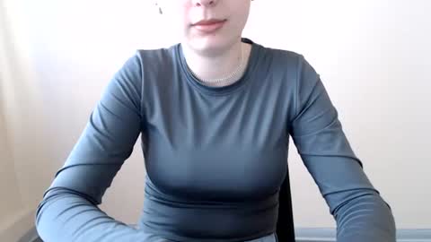 Snapshot of funemma000 chatting on 06.17.26 Emma online show from 06.17.26