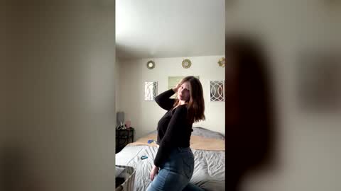 Linnys Palace online show from 02.04.26