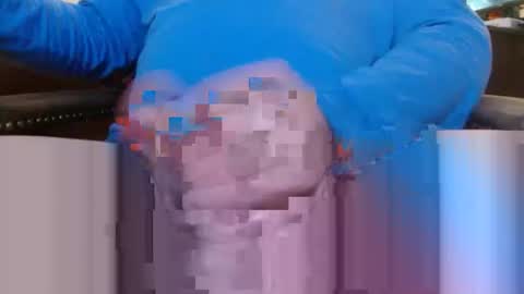 Snapshot of funhardwhiteguy chatting on 01.06.25 funhardwhiteguy online show from 01.06.25