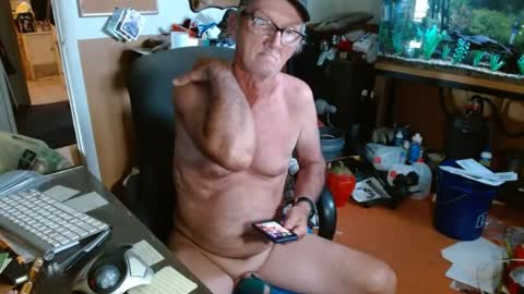Snapshot of funmike2000 chatting on 07.05.26 mike online show from 07.05.26