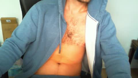 YWhiteNiceMan online show from 10.13.25