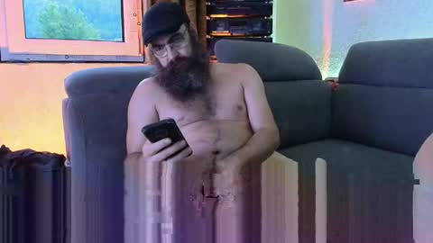 Snapshot of funnysani chatting on 09.21.25 Sepp online show from 09.21.25