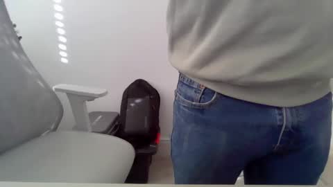 Snapshot of funsillysausage chatting on 10.22.25 funsillysausage online show from 10.22.25