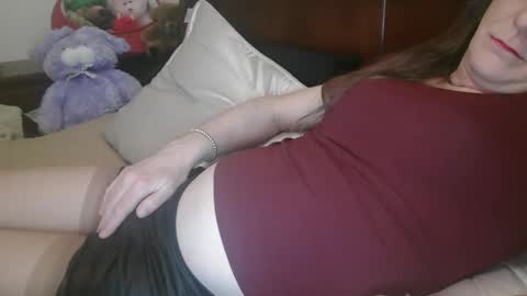 Snapshot of funtimetgirl chatting on 01.18.25 Jessie Love online show from 01.18.25