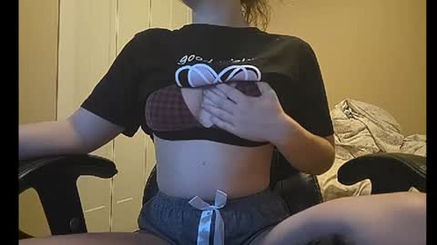 Snapshot of fuxkme_jen chatting on 12.07.24 fuxkme_jen online show from 12.07.24