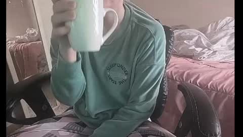 Snapshot of fuxkme_jen chatting on 12.23.24 fuxkme_jen online show from 12.23.24