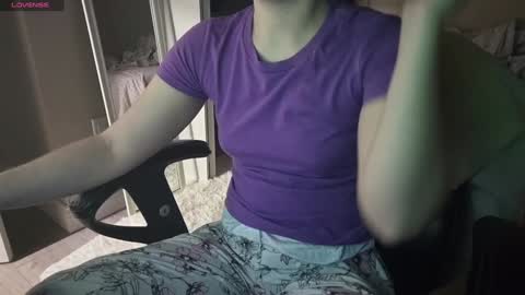 Snapshot of fuxkme_jen chatting on 12.30.24 fuxkme_jen online show from 12.30.24