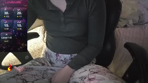 Snapshot of fuxkme_jen chatting on 01.06.25 fuxkme_jen online show from 01.06.25