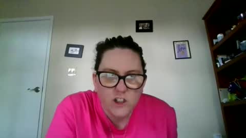 fuzzypeaches87 online show from 03.16.26