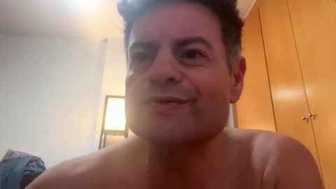 Snapshot of fvmendoza chatting on 09.17.25 fvmendoza online show from 09.17.25