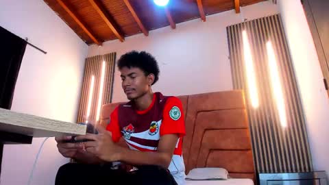 fykmor online show from 10.27.25