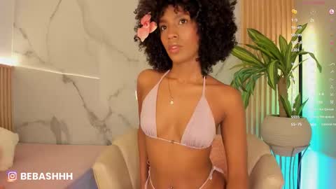 Snapshot of fyre_divine chatting on 11.18.25 Independent model online show from 11.18.25