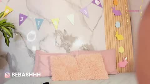   Independent model online show from 04.07.26