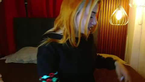 FIRE AND FOX online show from 04.04.26