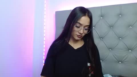 Victoria online show from 10.17.25