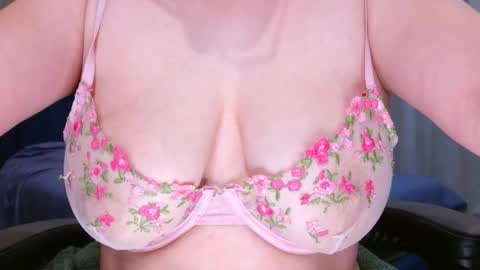 gaaby  online show from 04.21.26