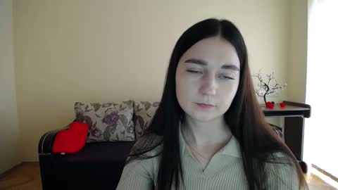 Jaklin online show from 11.26.25