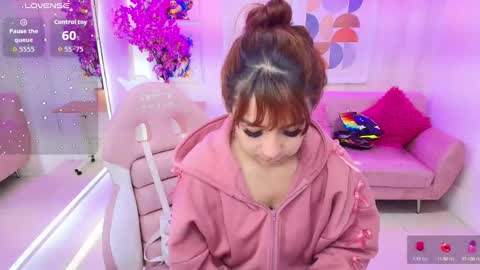 Snapshot of gabby_evanns chatting on 10.13.25 gabby_evanns online show from 10.13.25