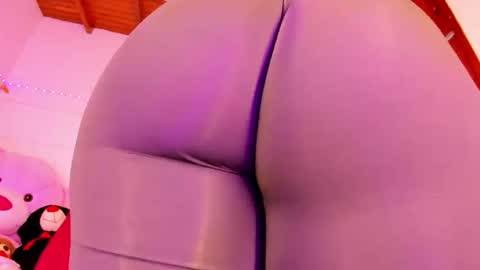 Snapshot of gabby_haze chatting on 05.27.26 G A B R I E L A online show from 05.27.26