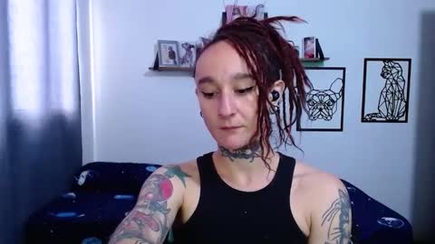 gabby_moon09 online show from 10.11.25