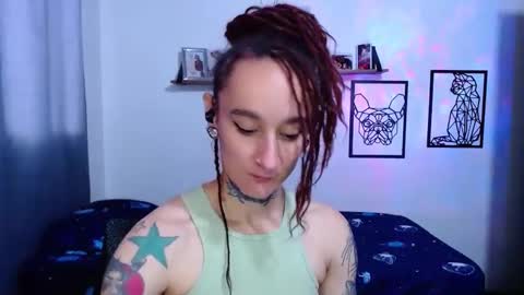 gabby_moon09 online show from 10.12.25