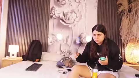Gabby And Dominic online show from 07.16.26