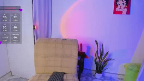 Snapshot of gabbymorgan chatting on 09.12.25 GABY online show from 09.12.25