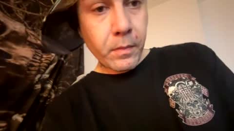 Snapshot of gabethier25 chatting on 12.09.24 yeeah online show from 12.09.24