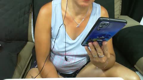 gaby  layla online show from 02.25.25