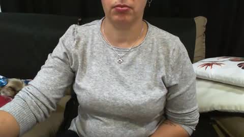 gaby  layla online show from 09.10.25