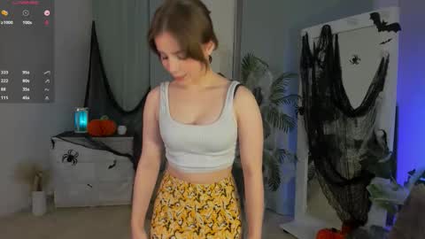 Snapshot of gabimeshuggah chatting on 10.25.25 Gabi online show from 10.25.25