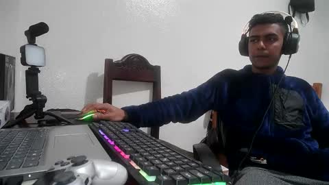 Snapshot of gabitosexyy chatting on 03.10.25 gabitosexyy online show from 03.10.25