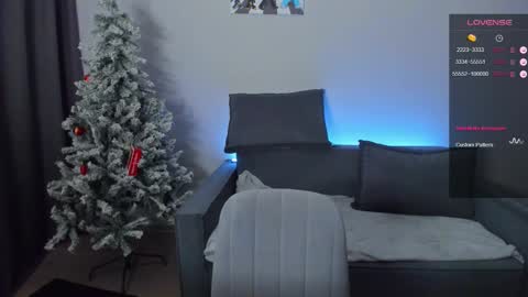 Snapshot of gabri_baby chatting on 12.18.25 The next stream in car 1 december 10pm time in France online show from 12.18.25