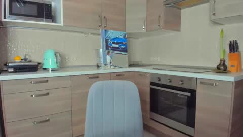 Snapshot of gabri_baby chatting on 03.01.26 The next stream in car 1 december 10pm time in France online show from 03.01.26