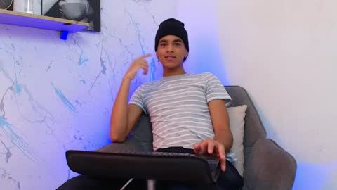 Snapshot of gabriel_maddox chatting on 04.15.26 GABRIEL online show from 04.15.26