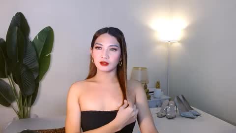 gabriela_deluxe online show from 10.18.25