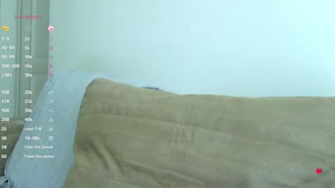 Snapshot of gabriela_miller_2 chatting on 12.10.24 Gabriela Miller online show from 12.10.24