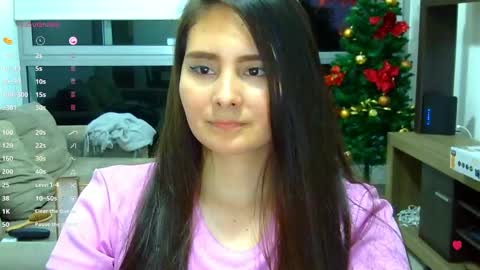 Snapshot of gabriela_miller_2 chatting on 12.11.24 Gabriela Miller online show from 12.11.24